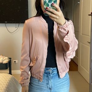 Like new HM Beautiful detailed pink jacket size S